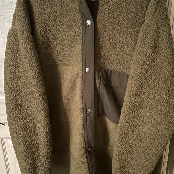 Women’s North Face fleece knee length - Picture 2 of 4